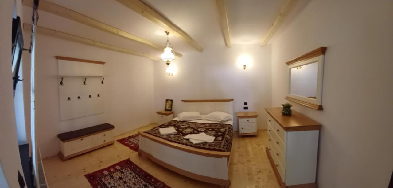 Casuta Din Valea Regilor Villa Gradistea de Munte Luaran gambar